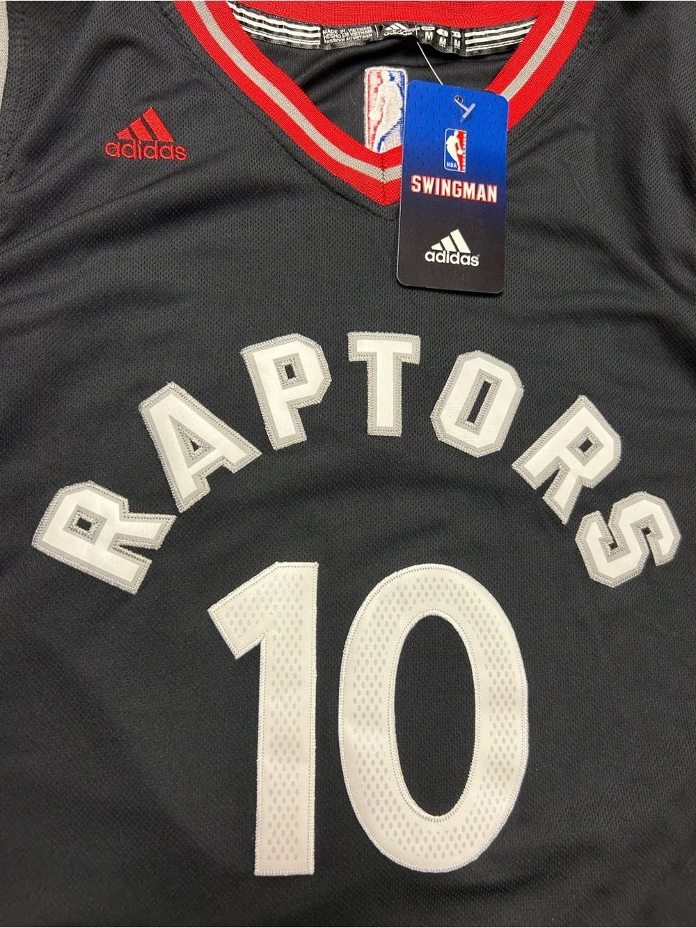 NWT Medium Toronto Raptors Adidas Demar Derozan 10 Jersey Men's NBA Basketball